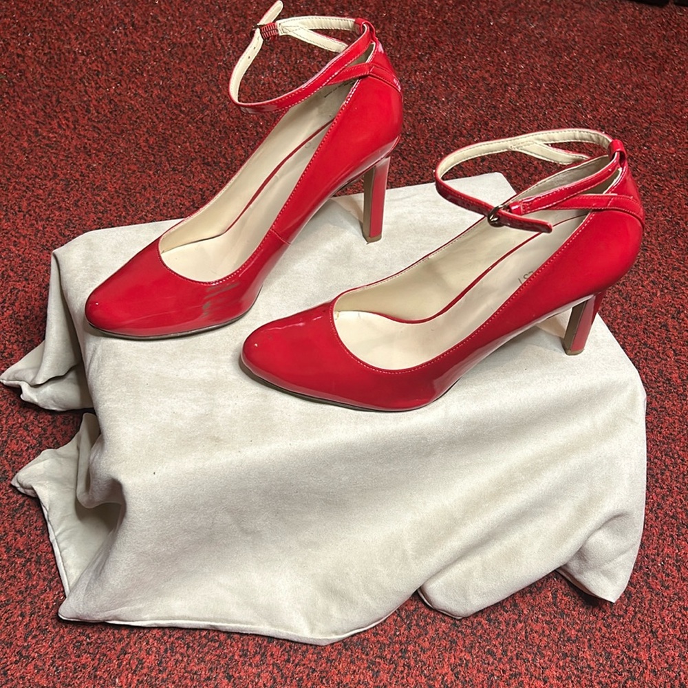 Nine West, Red Patent Leather Heel, SZ 10US